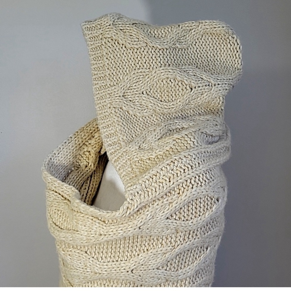 Free people chunky hooded scarf